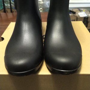 Ugg rain boots